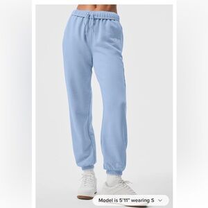 Alo Yoga Accolade Sweatpant Seashell Blue